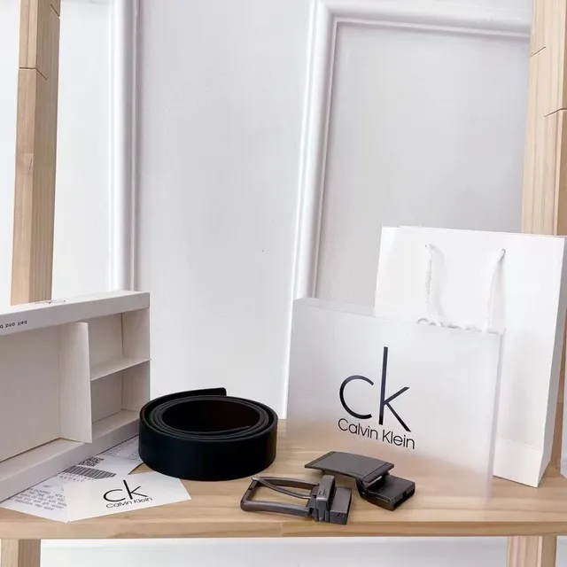 Calvin Klein बेल्ट और बकल सेट काला चमड़ी का बेल्ट 10