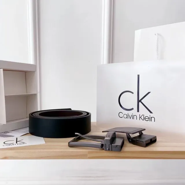 Calvin Klein बेल्ट और बकल सेट काला चमड़ी का बेल्ट 11