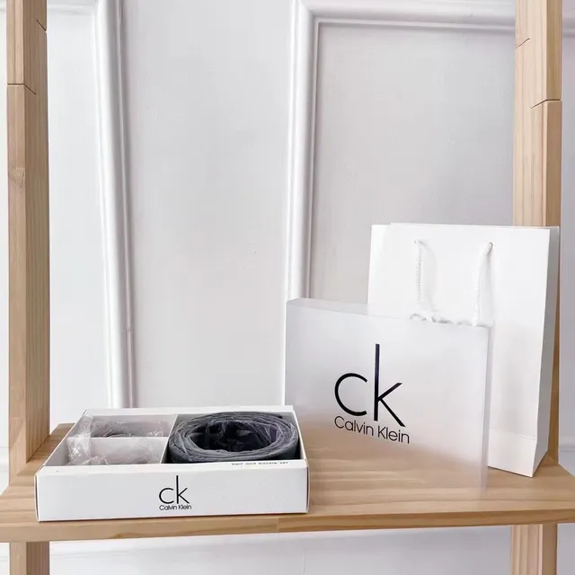 Calvin Klein बेल्ट और बकल सेट काला चमड़ी का बेल्ट 15