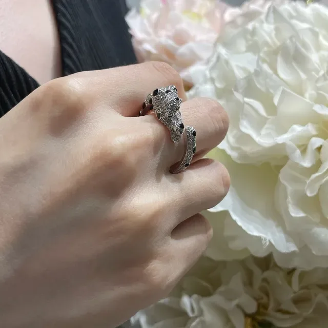 Cartier Panthère Panther Motif Pavé Diamond and Black Spot Ring 8
