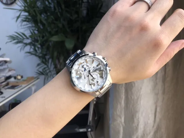 卡西欧埃迪菲斯世界时计时码表银色不锈钢石英表 2