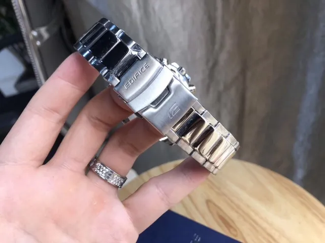 卡西欧埃迪菲斯世界时计时码表银色不锈钢石英表 5