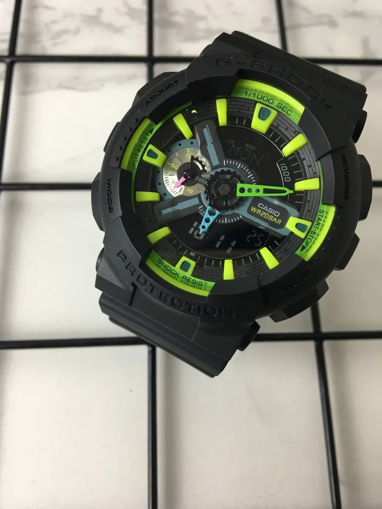 Casio G-Shock GA-100 Negro y Verde Lima Reloj Deportivo 2