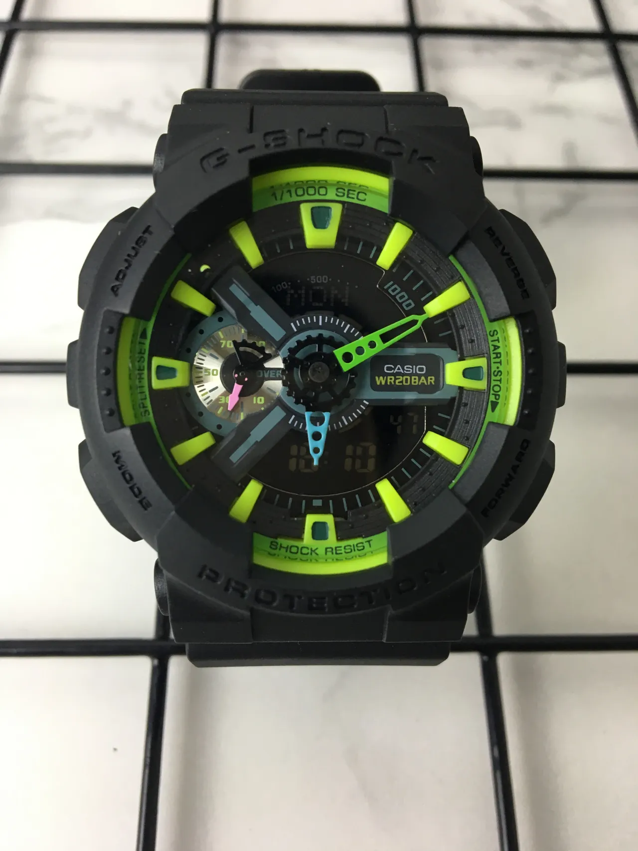 Casio G-Shock GA-100 Negro y Verde Lima Reloj Deportivo 3