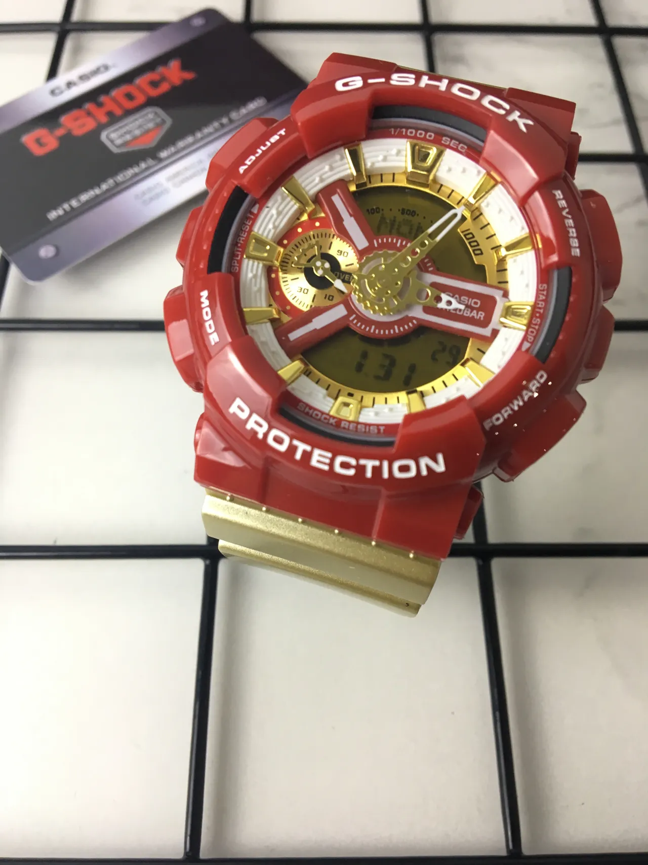 Casio Rouge Or épais résine boîtier accents matériel montre 2