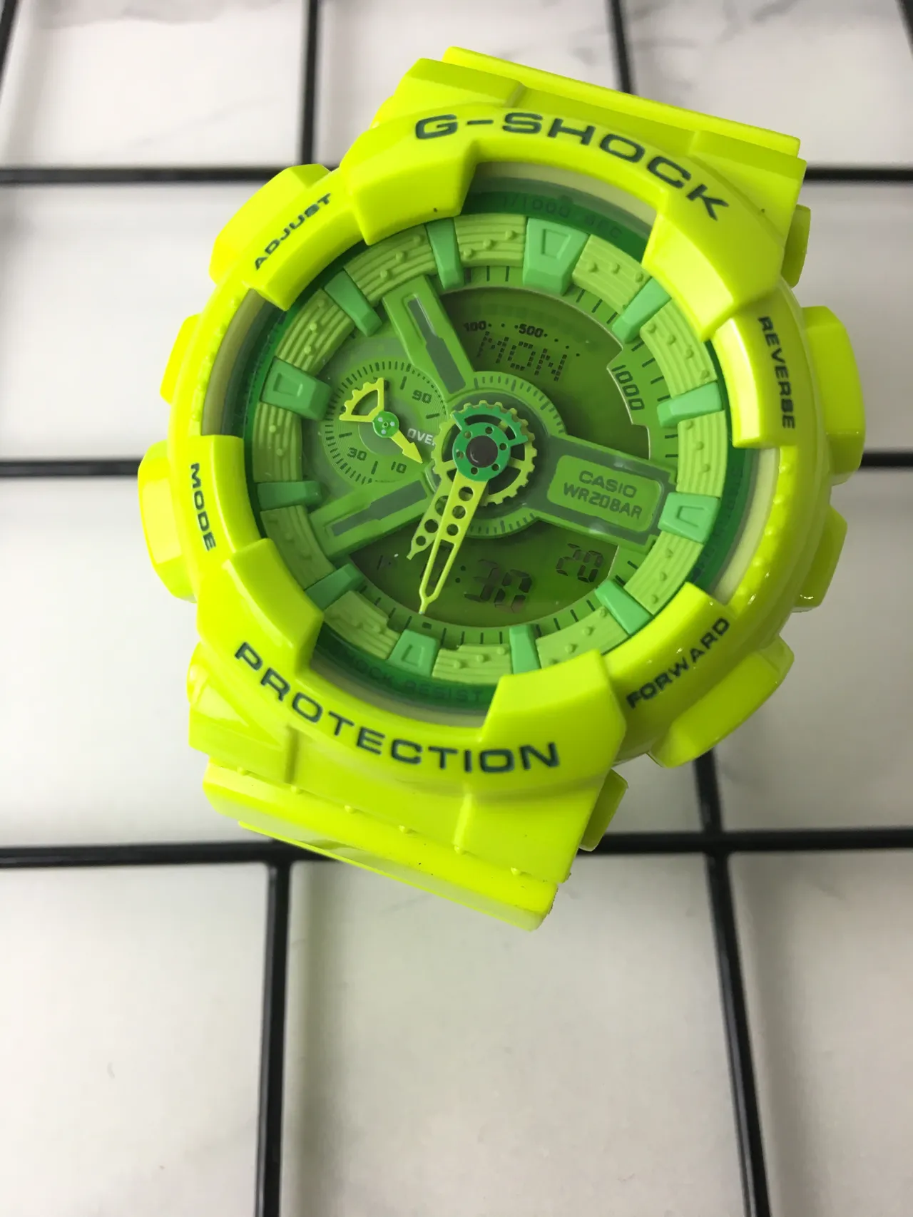 Casio पीला हरा रेजिन केस ड्यूल टाइम डिस्प्ले स्पोर्ट्स वॉच 2