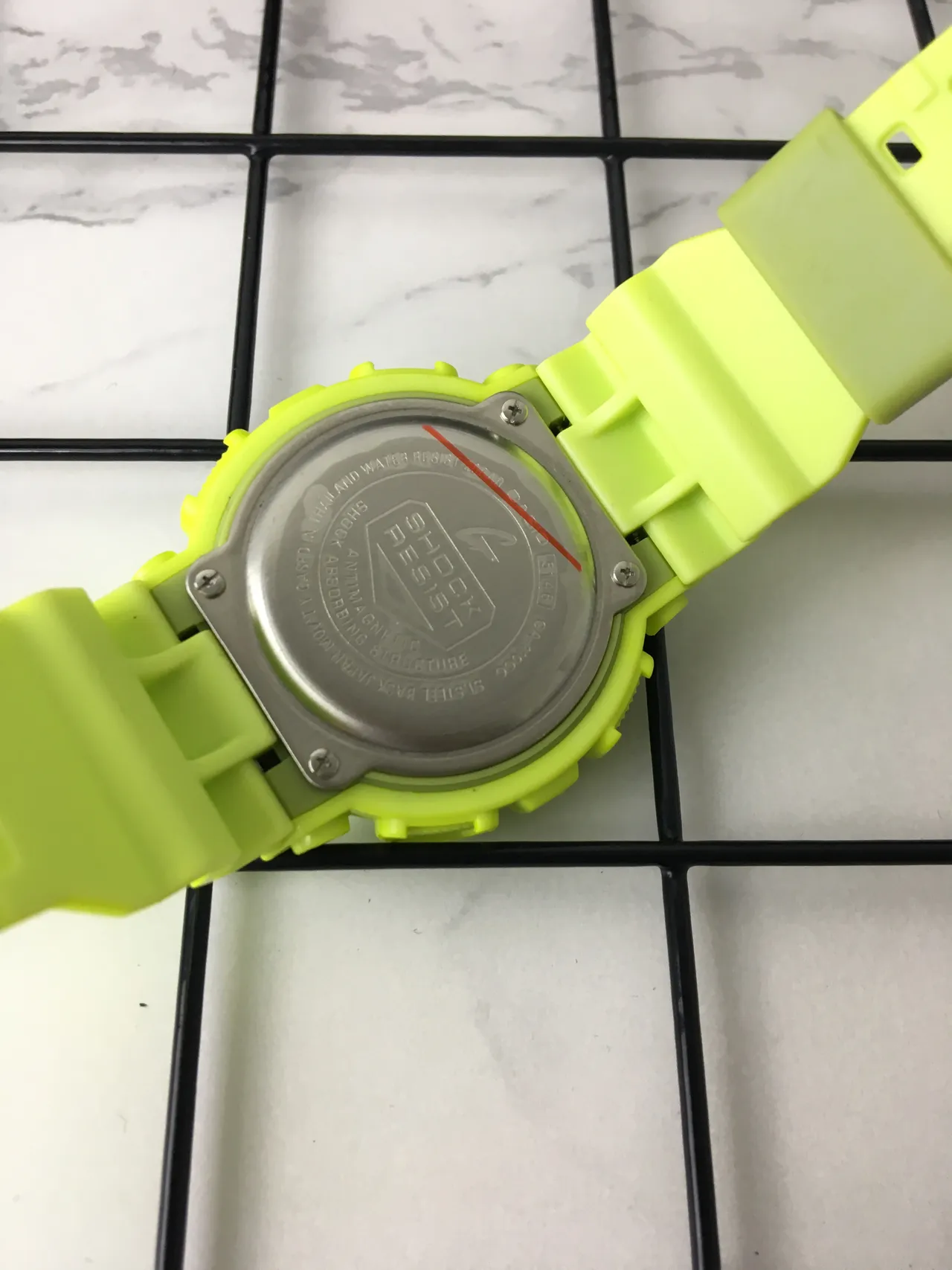 Casio पीला हरा रेजिन केस ड्यूल टाइम डिस्प्ले स्पोर्ट्स वॉच 5