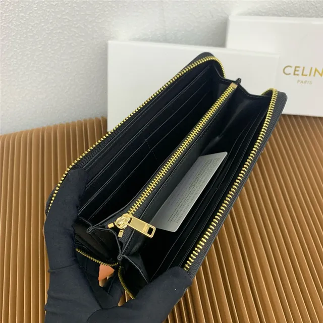 Celine Triomphe বেইজ কালো এমবসড মনোগ্রাম স্টিচড লোগো আউটলাইন লং ওয়ালেট 5