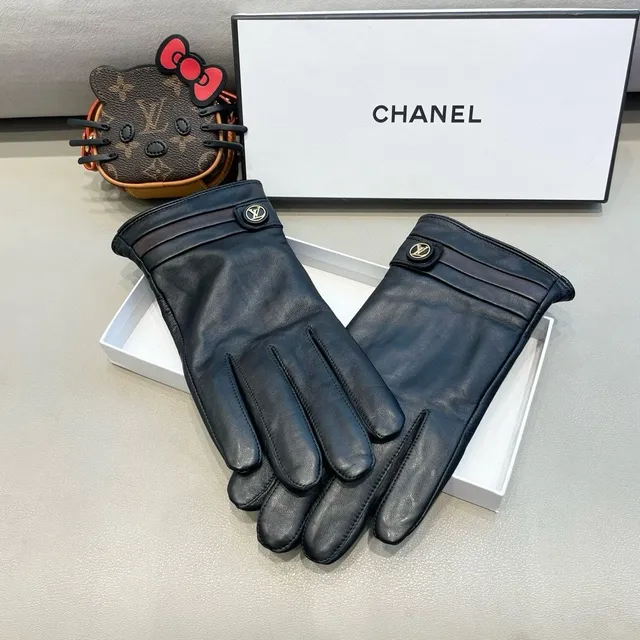 Chanel কালো মসৃণ চামড়া কব্জিতে গ্যাদারিং দস্তানা 8