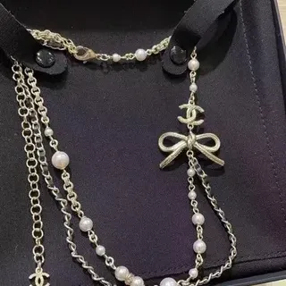 Chanel ربطة سلسلة لؤلؤ قلادة