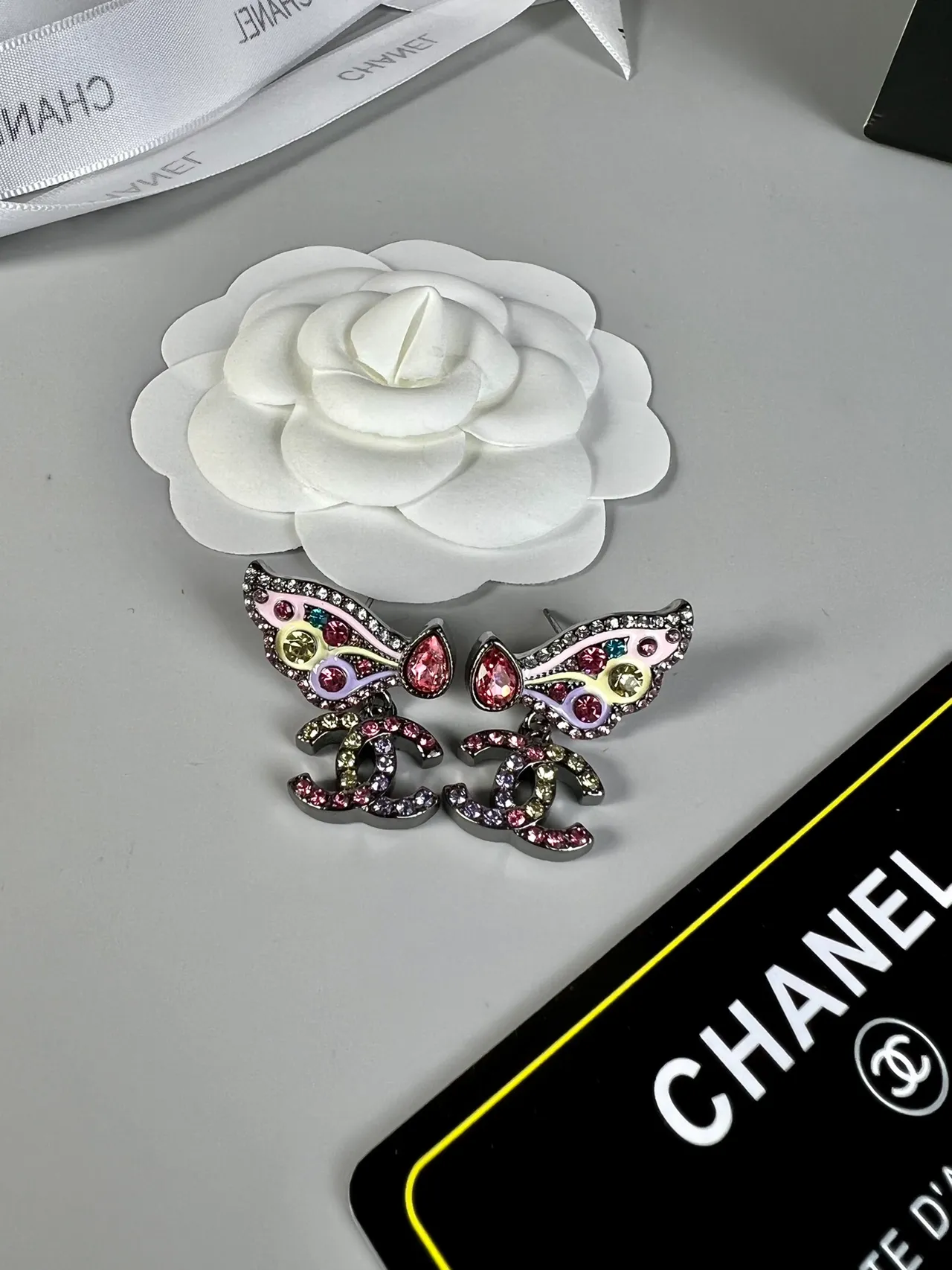Chanel Butterfly Crystal-Embellished CC Logo Earrings 7