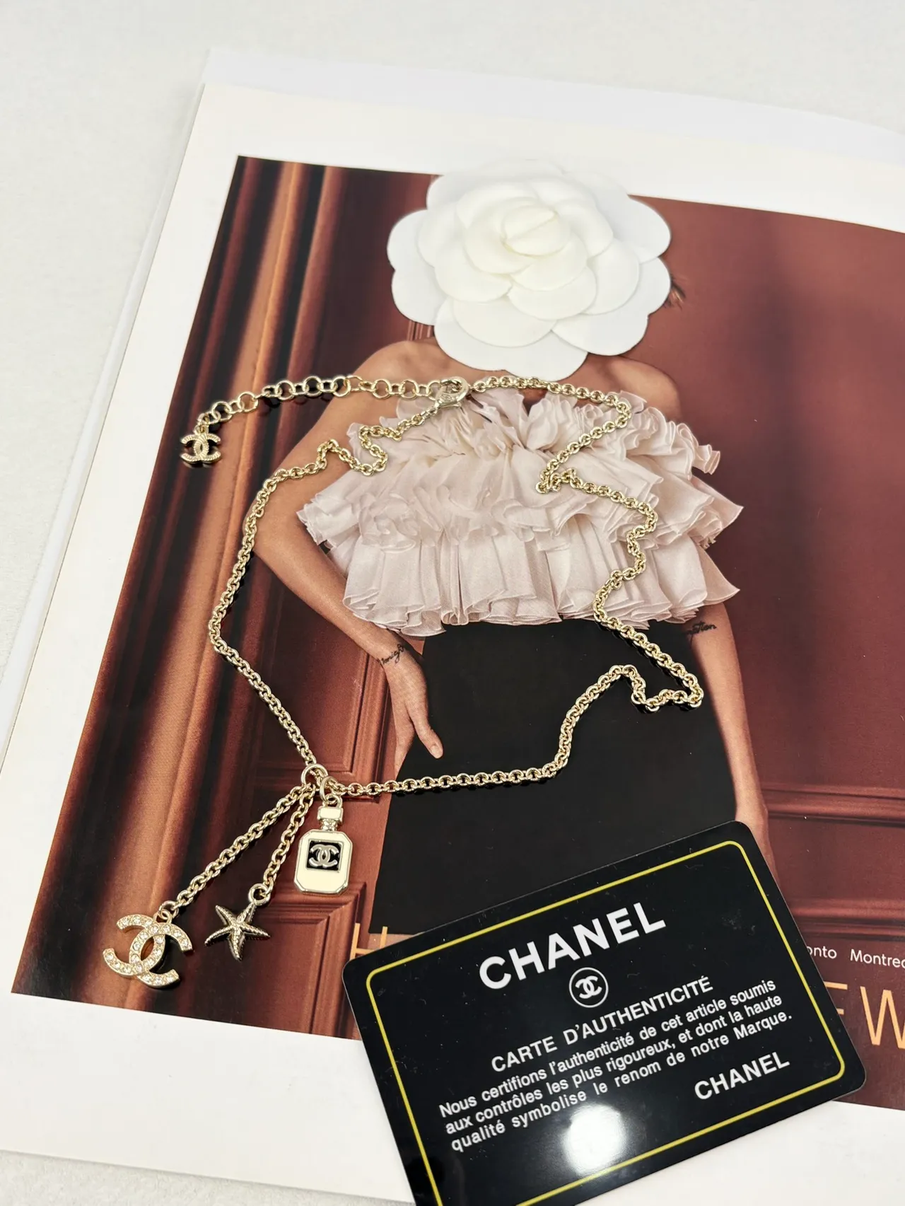 Chanel Camellia 多吊坠项链 金白链条项链 7