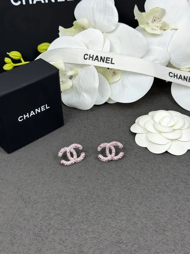 Chanel CC أقراط وردي فضي Pavé Crystal Interlocking Logo 2