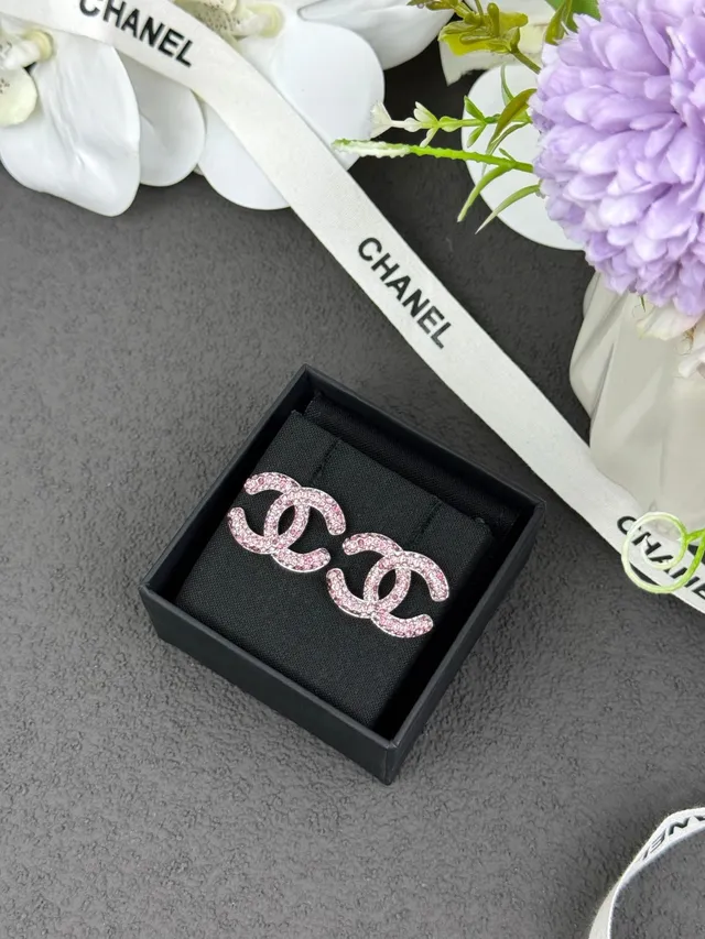 Chanel CC أقراط وردي فضي Pavé Crystal Interlocking Logo 7