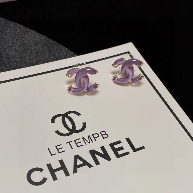 Chanel CC Violet Or Motif Interlocking Résine Translucide Boucles d'oreilles 4