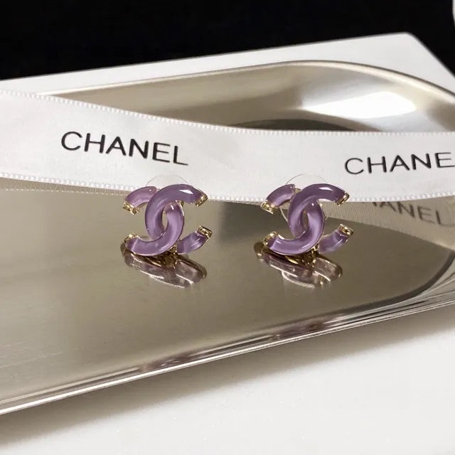 Chanel CC Violet Or Motif Interlocking Résine Translucide Boucles d'oreilles 6