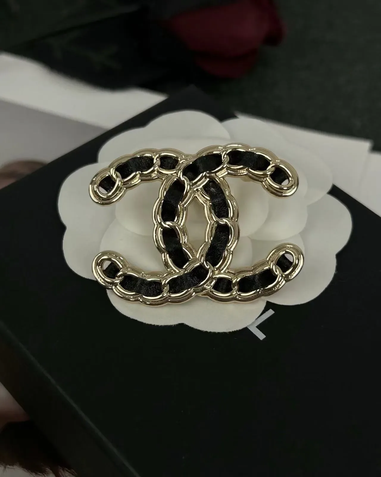 Chanel Chain-Link CC Camellia Brooch Gold Black Logo Leather Inlay Brooch 4