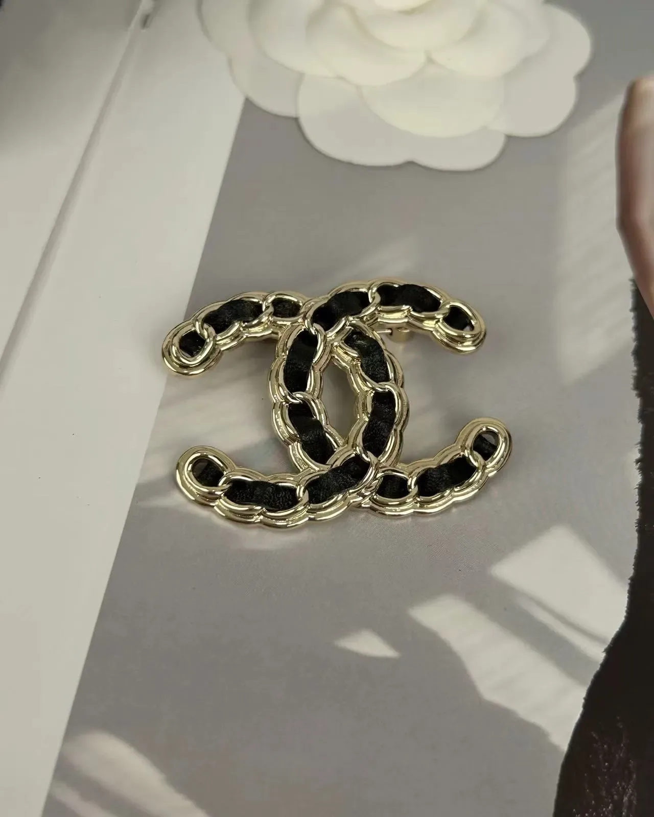 Chanel Chain-Link CC Camellia Brooch Gold Black Logo Leather Inlay Brooch 5