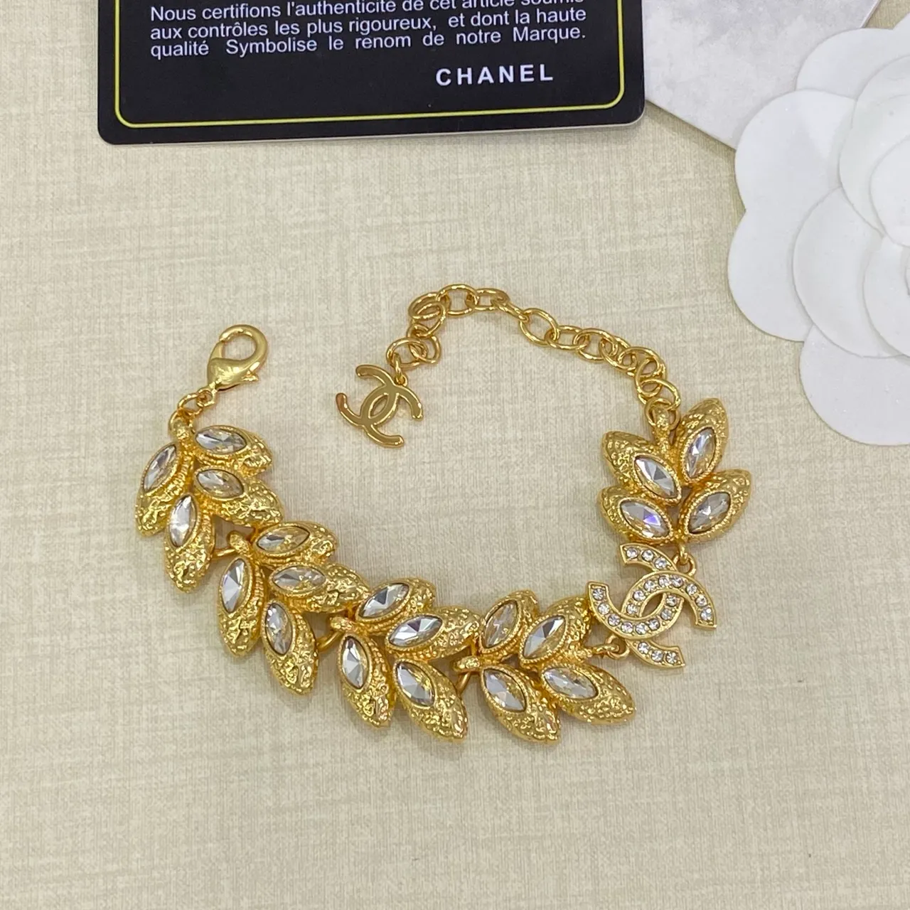Chanel Motif Floral Collier Métal Or Blanc 3