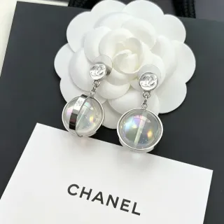 Chanel متلألئ كروي CC Logo أقراط معلقة