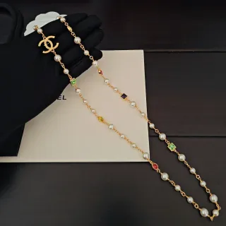 Chanel لؤلؤ وحجر متعدد الألوان سلسلة قلادة
