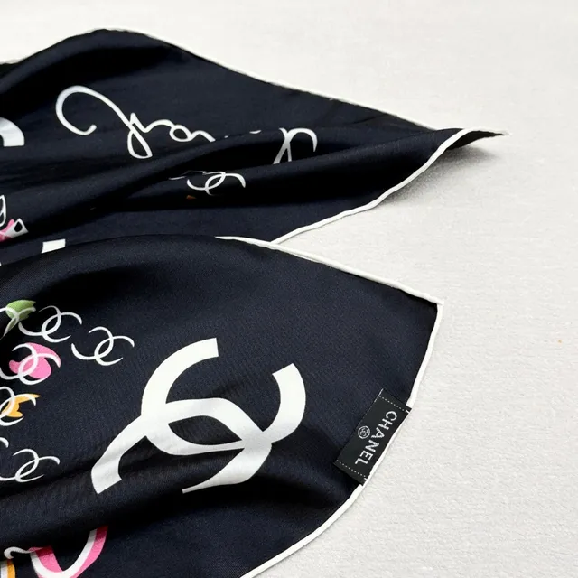 Chanel Printed Silk Scarf-Tied Strapless Vest Top 2