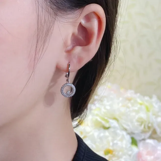 Chopard Happy Diamonds Aretes de Diamantes Circulares Pavé Rotativos en Cápsula 9