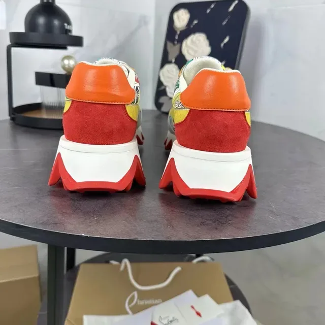 Christian Louboutin Multicolor Rojo Impresión Gráfica Parte Superior Suela Ondulada Lifestyle Sneakers 8