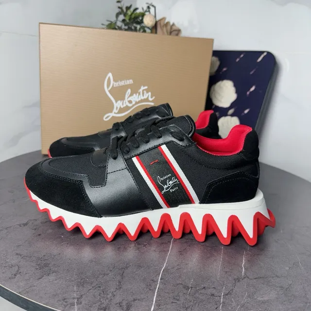 Christian Louboutin tênis preto vermelho esculpido sola ondulada superior ante couro tênis chunky 3