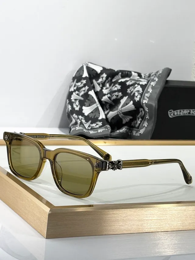 Chrome Hearts Gafas de sol negras transparentes rectangulares Wayfarer silueta motivo cruz hardware 5