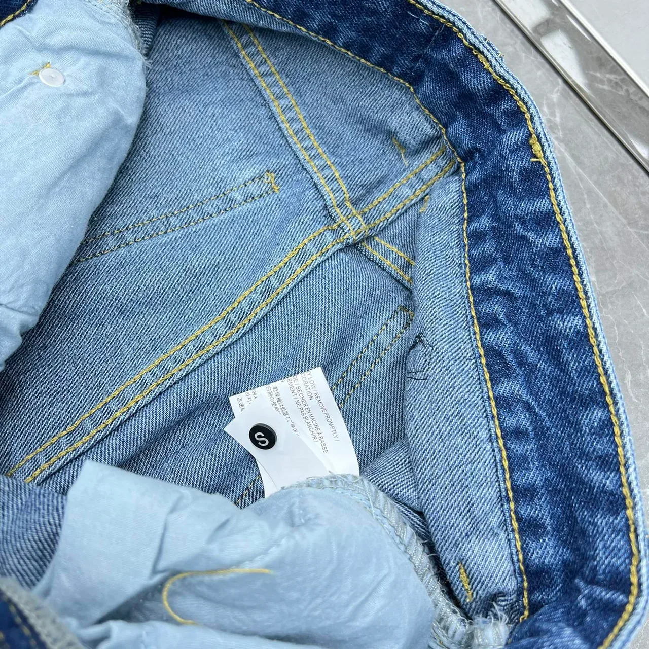 Chrome Hearts Cross Appliqué Jeans Bleu Lavage Moyen 8