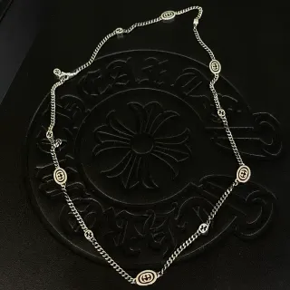Chrome Hearts सिल्वर क्रॉस मेडेलियन चेन नेकलेस