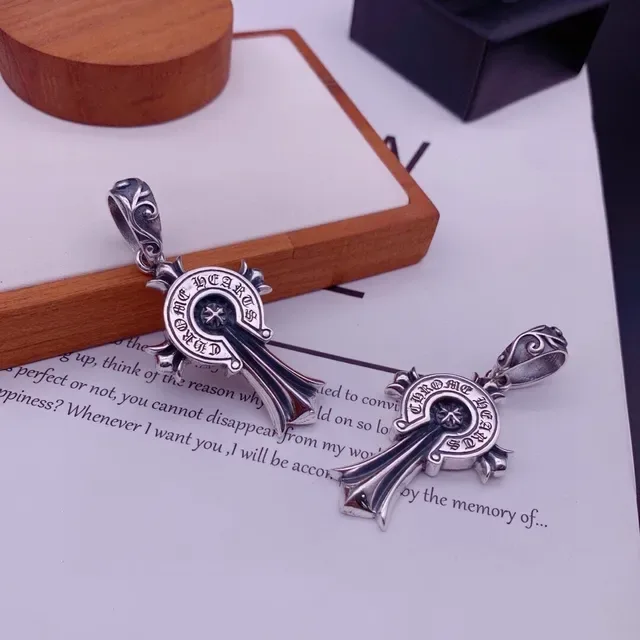 Chrome Hearts क्रॉस पेंडेंट सिल्वर नेकलेस 2