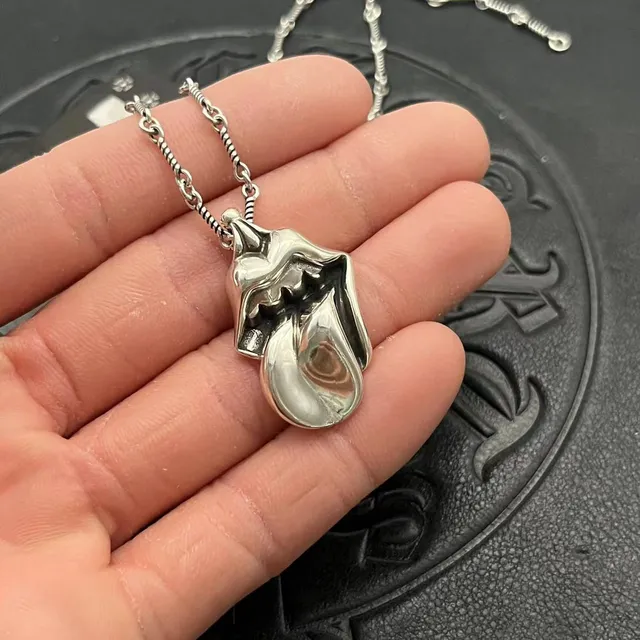 Chrome Hearts Collier Argenté Sculptural Haut Poli 8