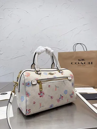 Coach Mini Boston 米色 多色花卉印花 压纹皮革 Boston Bag 2