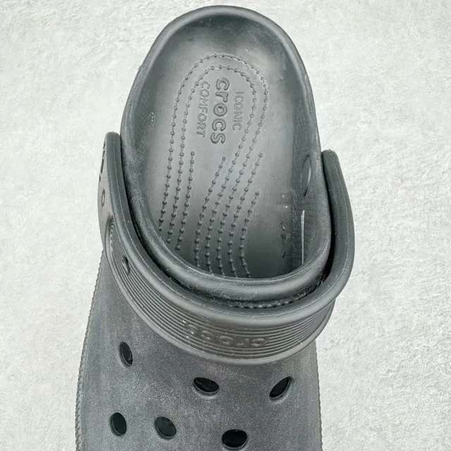 Crocs Echo Clog काला मोल्डेड फोम प्लेटफॉर्म क्लॉग 6