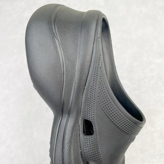 Crocs Echo Clog काला मोल्डेड फोम प्लेटफॉर्म क्लॉग 5