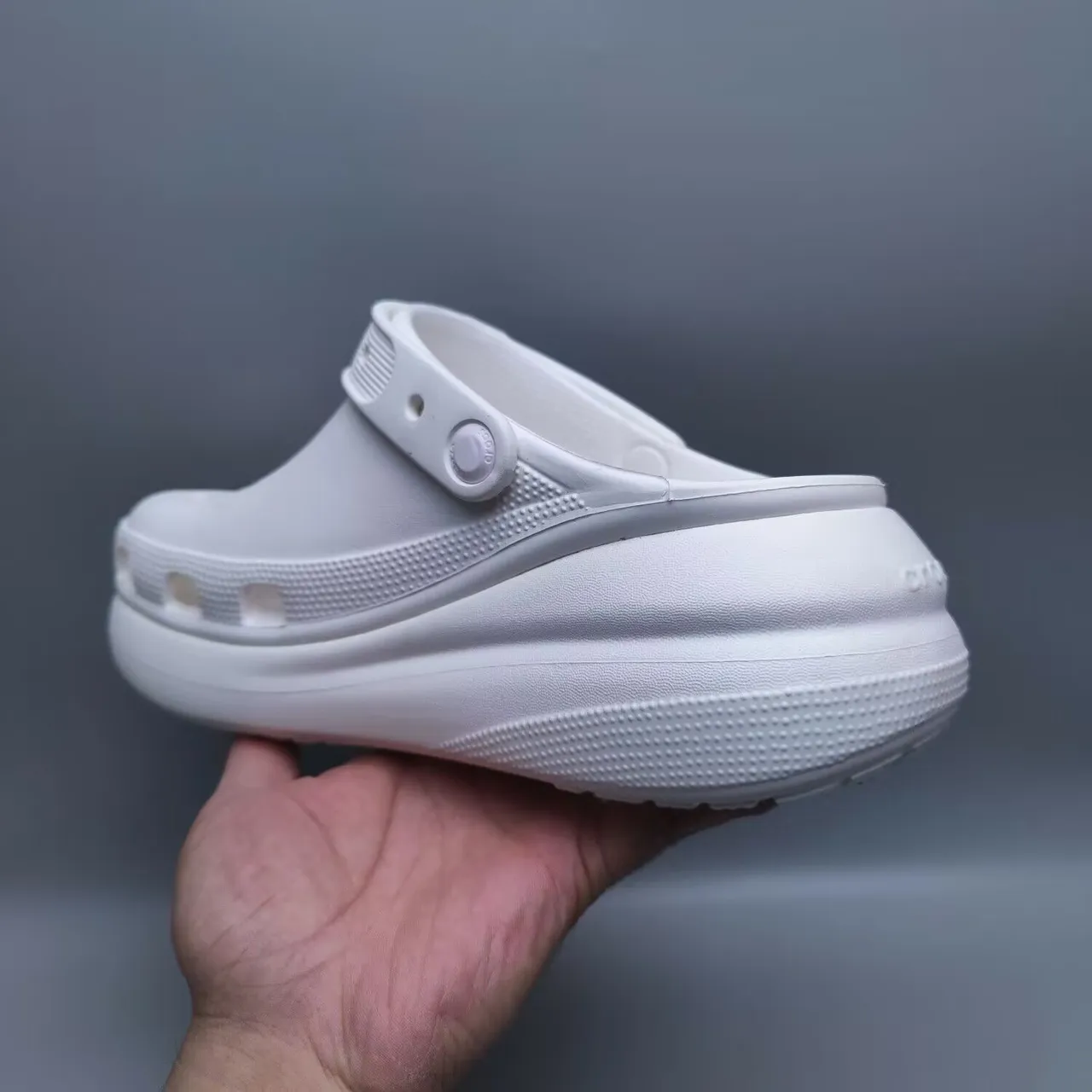Crocs Echo Clog White Molded Foam Platform Clog 7