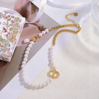 Dior Addict قلادة سلسلة كيرب ذهب أبيض لؤلؤ