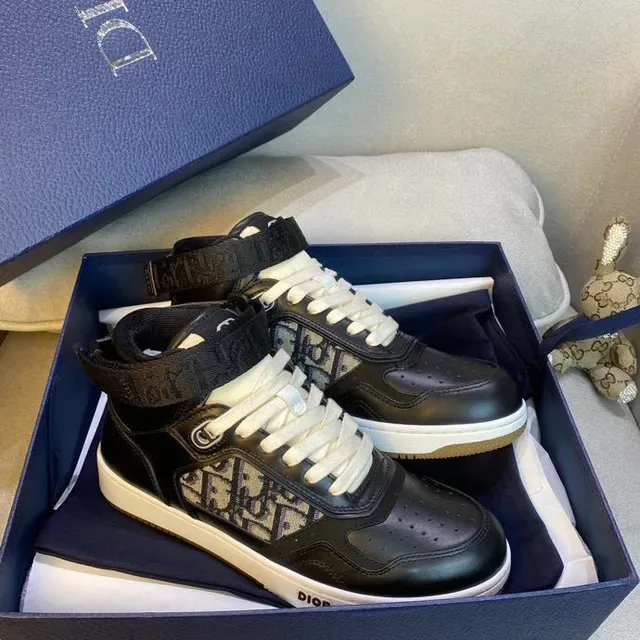 Dior B23 Black and Beige Monogram High-Top Lifestyle Sneakers 4
