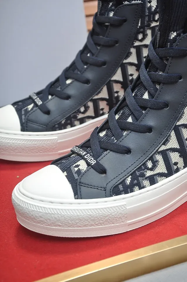 Dior B23 Monogram Lona Tênis Lifestyle High-Top 2
