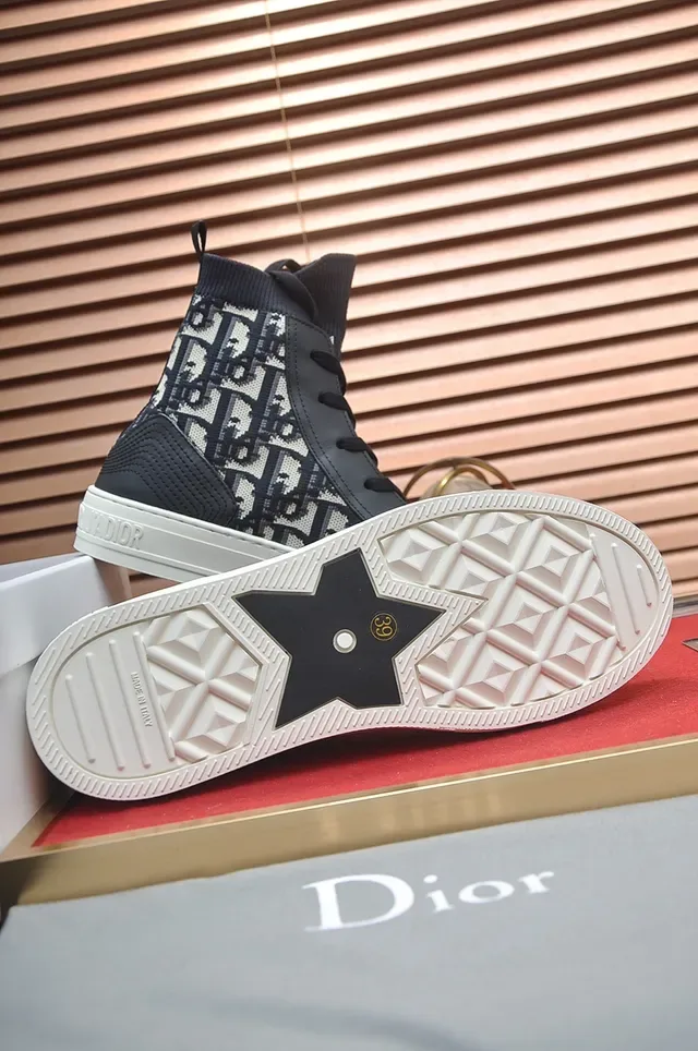Dior B23 Monogram Lona Tênis Lifestyle High-Top 3