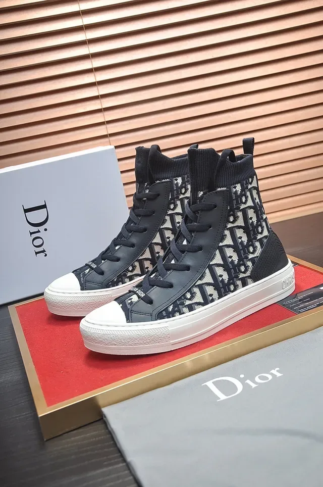 Dior B23 Monogram Lona Tênis Lifestyle High-Top 4