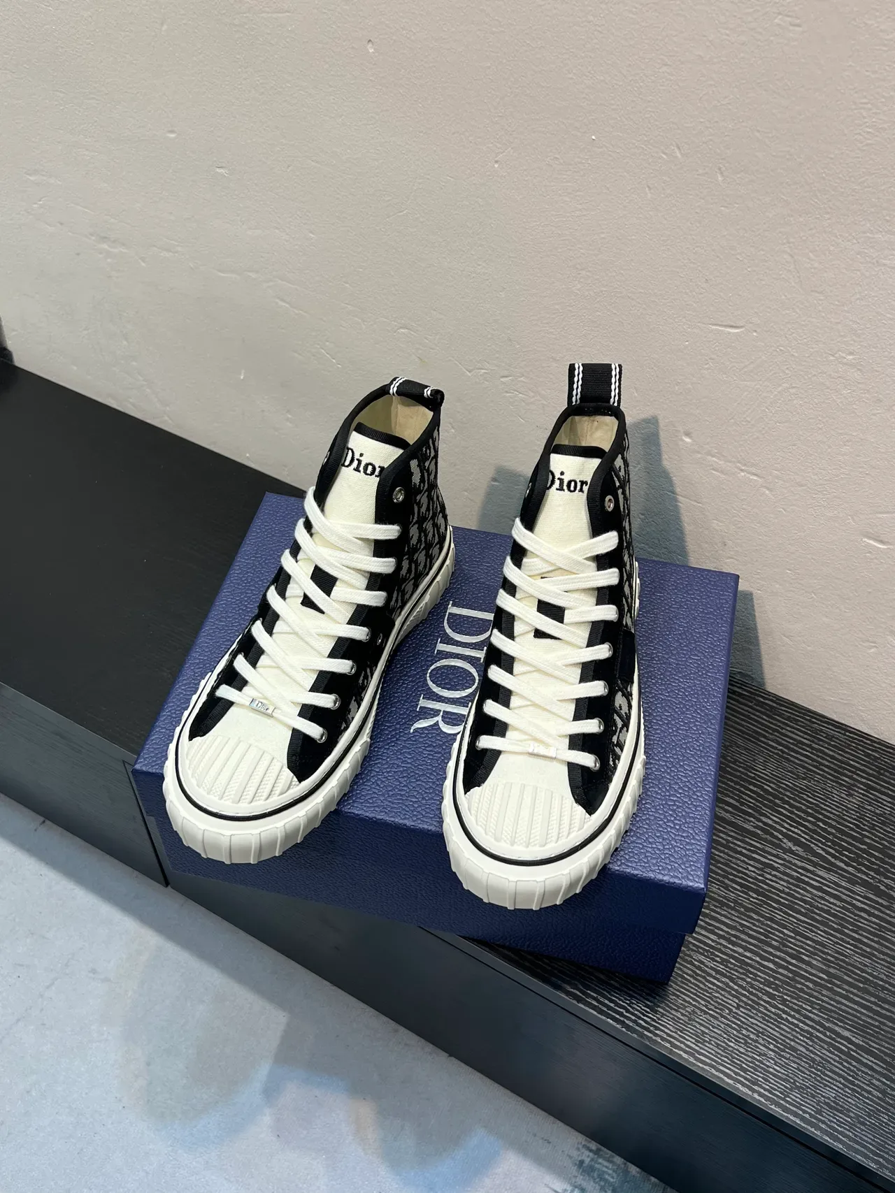 Dior B23 斜纹提花 高帮生活方式运动鞋 2