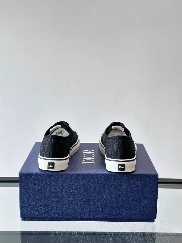 Dior B27 Monogram Black and White Lifestyle Sneakers 3