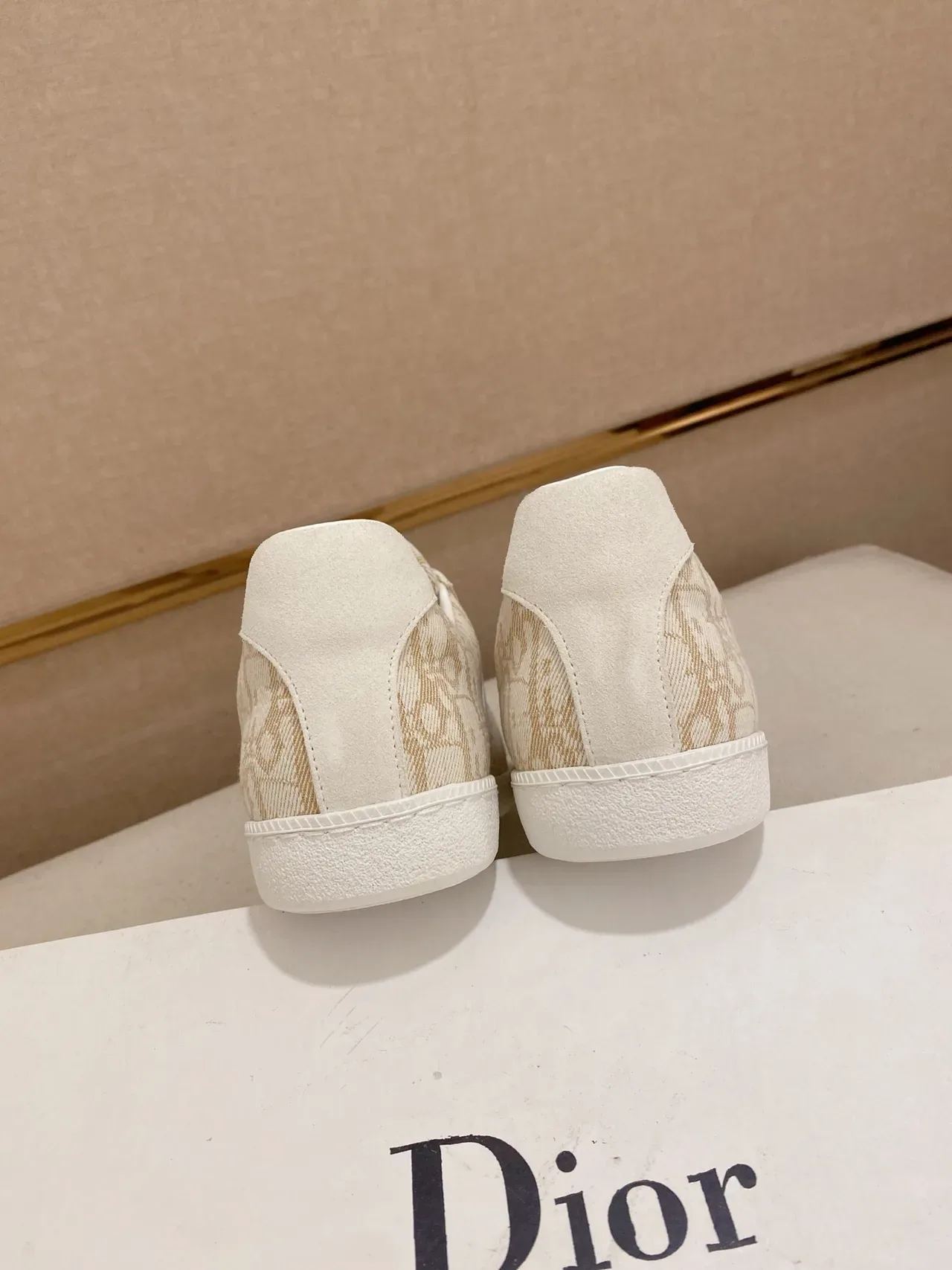 Dior Beige Oro Monograma Impreso Textil Ante Superposiciones Zapatillas Lifestyle 3