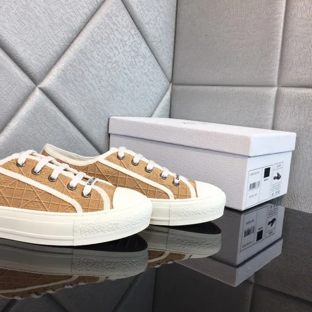 Dior Bege Branco Lona Superior Sola de Borracha Tênis Lifestyle 3