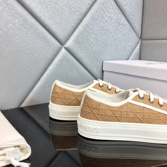 Dior Bege Branco Lona Superior Sola de Borracha Tênis Lifestyle 4