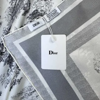 Dior काला-सफेद ग्रामीण प्रिंट भूरी-धारीदार रेशम स्कार्फ