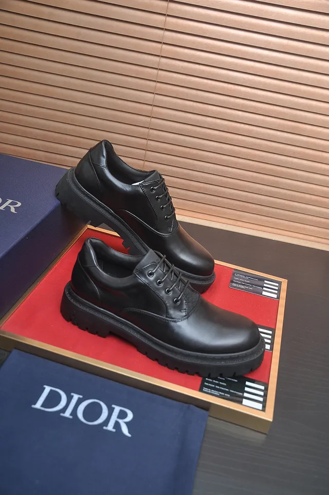 Dior zapatos de cuero negro con suela chunky lug 4